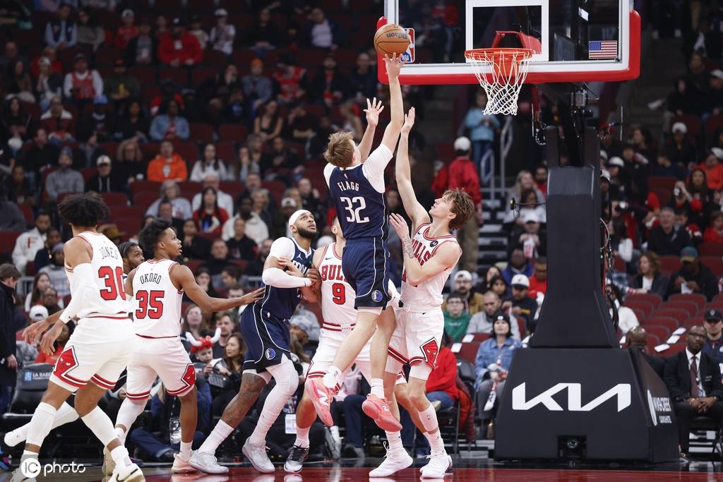 弗拉格11分怀特22分多森姆20+8 公牛胜独行侠止3连败