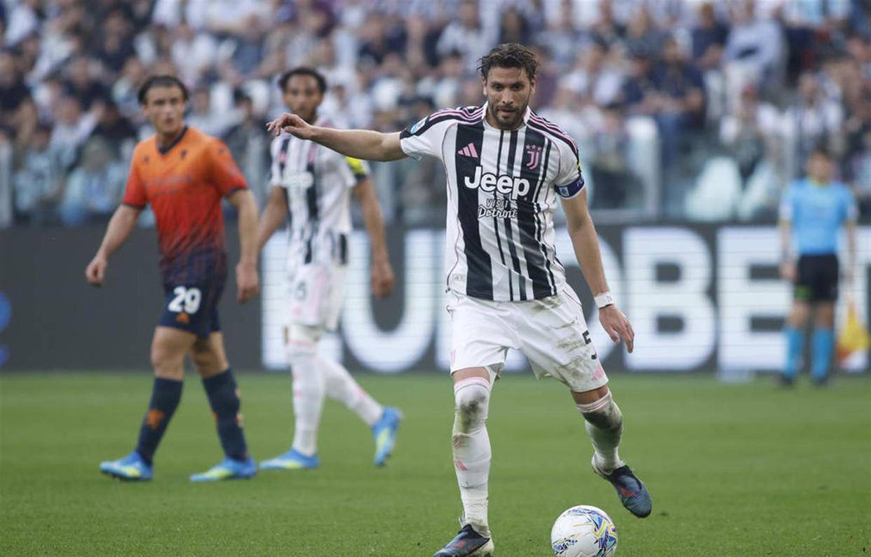 意甲：布雷默破门+送点麦肯尼建功，尤文主场2-0拿下热那亚